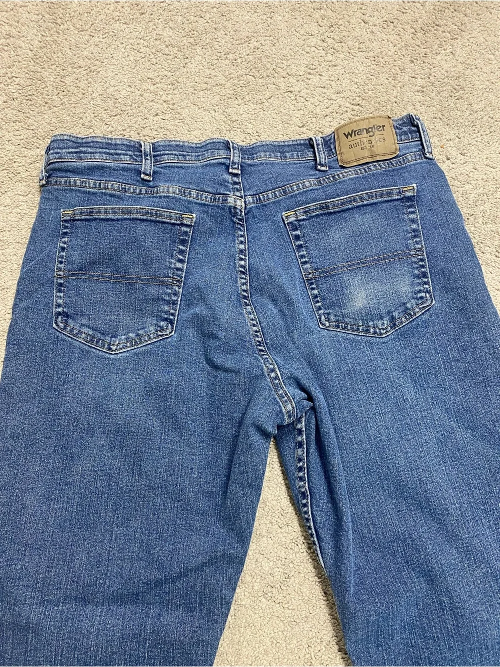 Wrangler Men's Straight Jeans in Blue Denim 36x29 Comfort Flex Waist